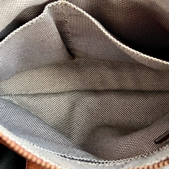 Vince Camuto Avin Crossbody Bag - Picture 10 of 10